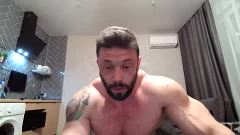 Snapshot of stevebulkzor chatting on September 24, 7:01 pm Steve Oakenshield son of John son of Vasyl online show from September 24, 7:01 pm