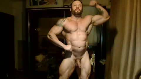 Snapshot of stevebulkzor chatting on December 18, 12:43 am Steve Oakenshield son of John son of Vasyl online show from December 18, 12:43 am