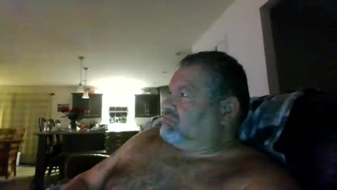 steved6001 online show from February 11, 1:31 am