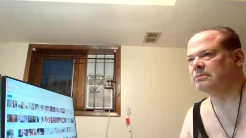 steven_65 online show from March 8, 11:09 pm