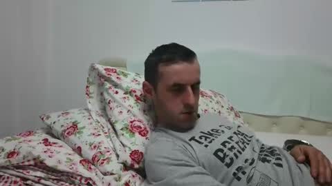 stevenpit online show from February 16, 8:22 pm