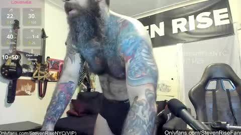 StevenRiseNYC online show from November 12, 12:38 am