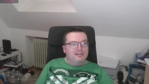 Oliver online show from November 30, 4:53 pm