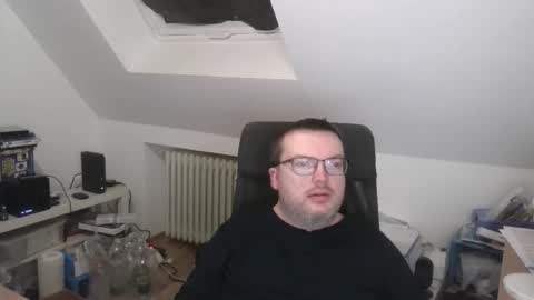 Oliver online show from January 8, 6:18 am