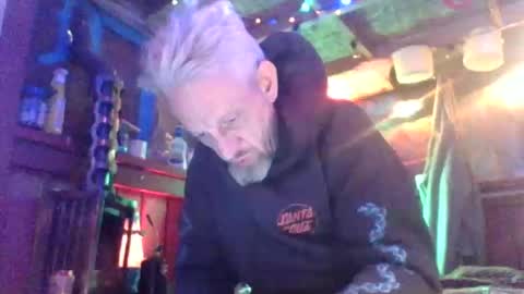 stirlingfirewood online show from February 10, 2:55 pm