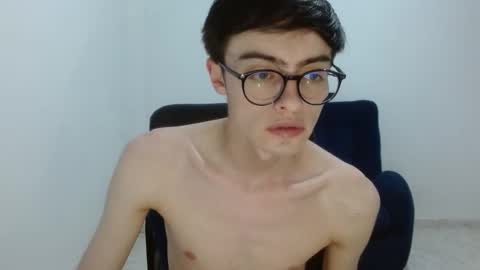 stiv_grant online show from April 22, 11:53 pm