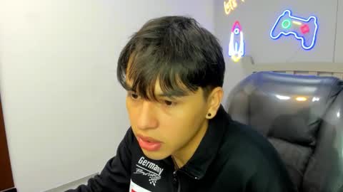 Snapshot of stiwentwink chatting on October 20, 12:31 pm Stiwen online show from October 20, 12:31 pm
