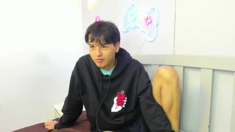 Snapshot of stiwentwink chatting on September 30, 1:58 pm Stiwen online show from September 30, 1:58 pm