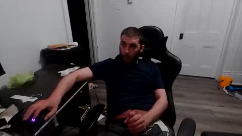 stonedpanda77 online show from June 9, 2:02 am