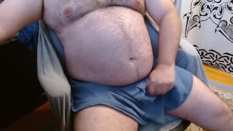 Snapshot of stonerbear42 chatting on October 2, 6:01 pm Stonerbear42 online show from October 2, 6:01 pm
