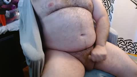 Snapshot of stonerbear42 chatting on October 9, 2:11 pm Stonerbear42 online show from October 9, 2:11 pm