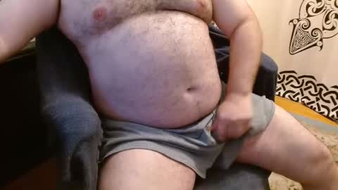 Snapshot of stonerbear42 chatting on September 25, 11:20 am Stonerbear42 online show from September 25, 11:20 am
