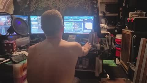 Snapshot of str8foryouguy chatting on October 15, 4:20 am Str8 online show from October 15, 4:20 am
