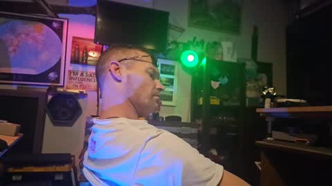Snapshot of str8foryouguy chatting on October 2, 4:44 pm Str8 online show from October 2, 4:44 pm