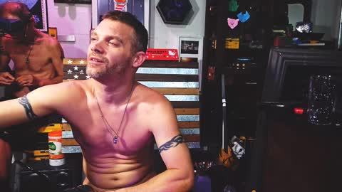 Snapshot of str8foryouguy chatting on September 25, 2:38 pm Str8 online show from September 25, 2:38 pm