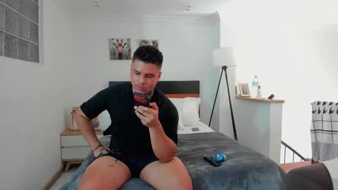 straight__friends online show from March 21, 2:32 pm