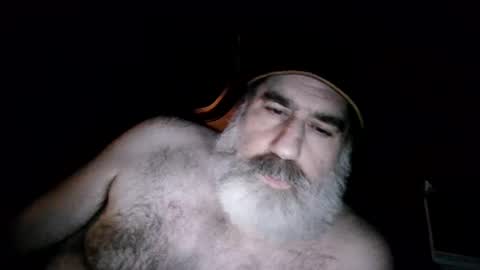 Snapshot of straightbear4you chatting on September 16, 11:33 am Straightbear4you online show from September 16, 11:33 am