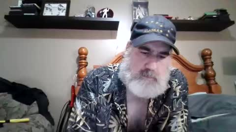 Snapshot of straightbear4you chatting on September 13, 10:11 pm Straightbear4you online show from September 13, 10:11 pm