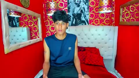 straightyounpein online show from April 15, 5:18 am