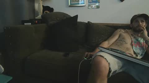 straitpipermann22 online show from October 7, 1:32 am