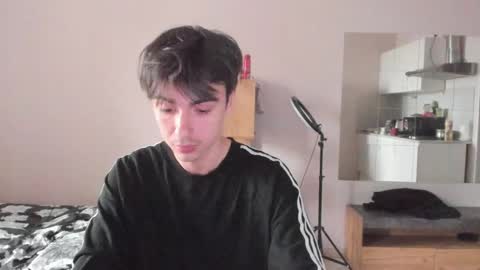 Ray online show from April 25, 3:31 pm