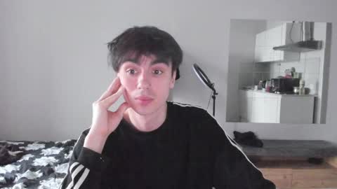 Ray online show from April 26, 3:42 pm