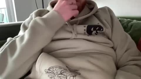 Snapshot of strawberryblnd chatting on January 20, 3:28 pm StrawberryBlnd online show from January 20, 3:28 pm