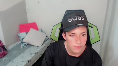 Street online show from April 7, 8:53 pm