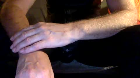 Snapshot of string00 chatting on January 10, 8:04 pm string00 online show from January 10, 8:04 pm