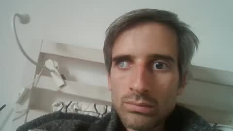 stroke1 online show from October 16, 8:22 am