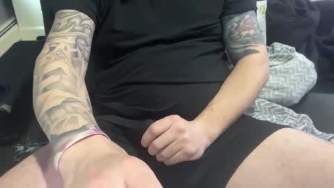 Snapshot of stroking33again chatting on February 27, 7:04 pm stroking33again online show from February 27, 7:04 pm