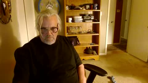 Snapshot of stroknpoker chatting on September 15, 2:47 am stroknpoker online show from September 15, 2:47 am