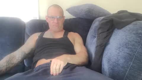 StrongAndHard online show from November 8, 6:55 pm