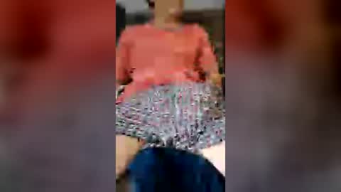 So Hung online show from June 16, 5:59 pm