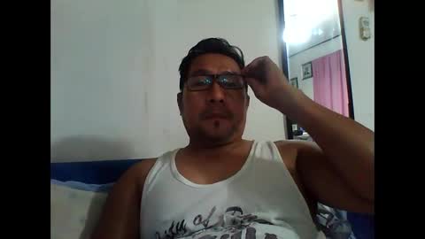 Val online show from May 5, 10:39 am