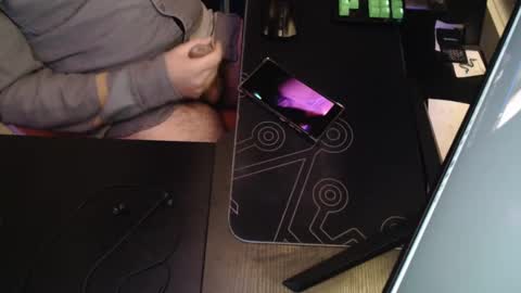 stud69861714 online show from March 12, 5:46 am