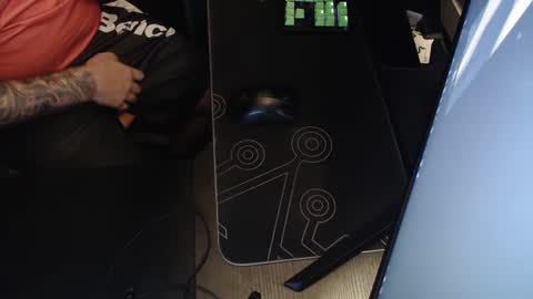 stud69861714 online show from September 14, 10:28 am