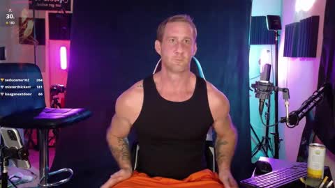 Snapshot of studforyouall chatting on September 29, 1:04 am Ryan Long online show from September 29, 1:04 am