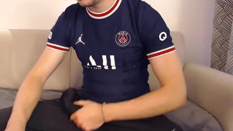 Stud From Paris online show from April 23, 3:03 pm