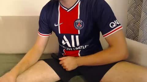 Stud From Paris online show from August 2, 5:11 pm