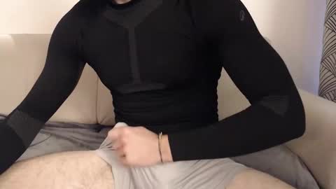 Stud From Paris online show from February 12, 3:29 pm