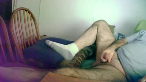 Snapshot of stugots42 chatting on January 2, 3:26 am stugots42 online show from January 2, 3:26 am