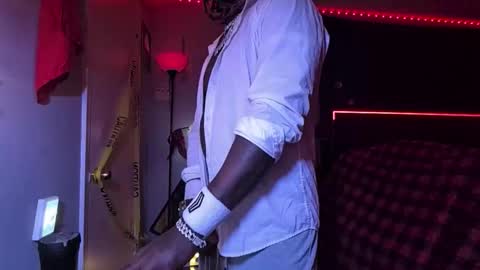 Hot Chocolate online show from February 6, 10:45 am