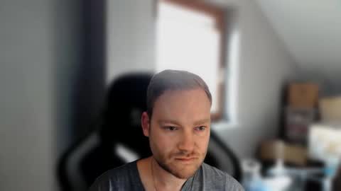 Snapshot of sub_austr chatting on February 21, 2:48 pm sub_austr online show from February 21, 2:48 pm