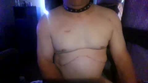 subbie4mis1 online show from April 4, 9:12 pm