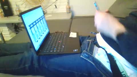 submissivguy online show from February 25, 8:51 pm