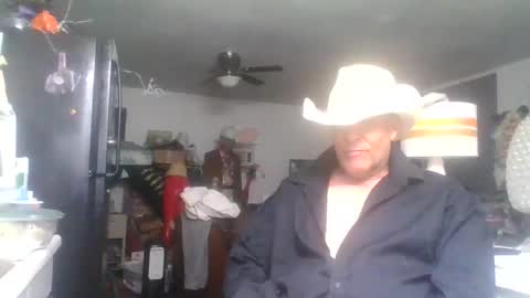 SUCKITU812 online show from February 2, 8:24 am