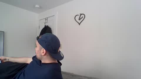 Sugar online show from March 21, 4:00 pm