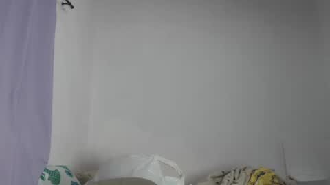 sour candy online show from November 25, 9:17 pm