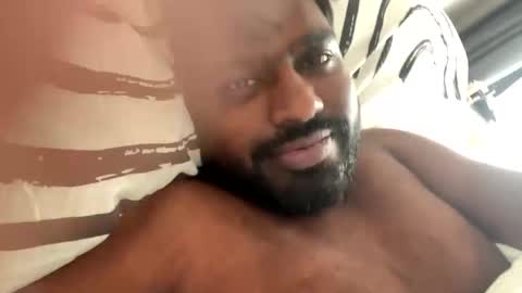 Let me be your knight that saves you online show from October 14, 1:01 am